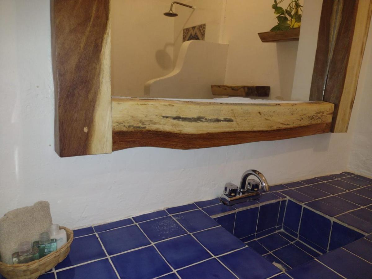Mio Tulum Hotel Boutique Bagian luar foto Bathroom in a hotel in Oaxaca, Mexico